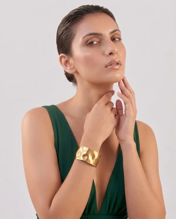 Molten_Gold_Cuff