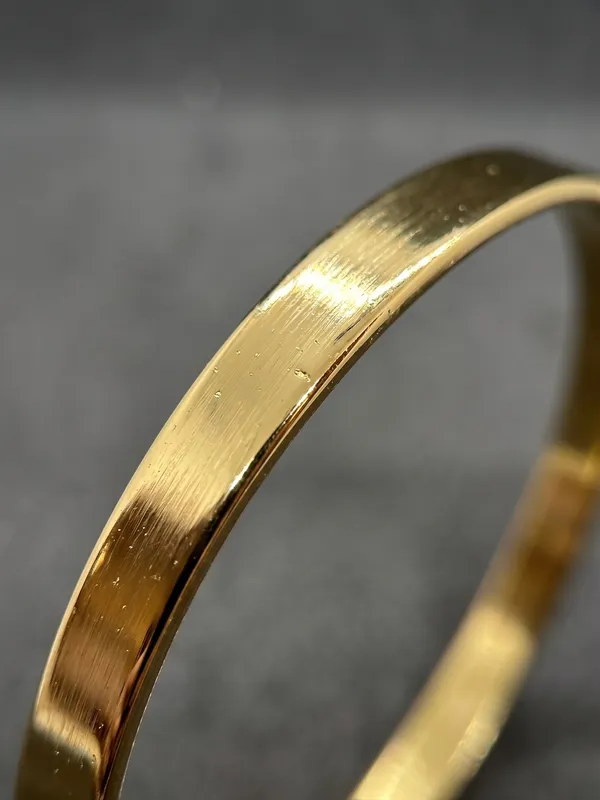 Solid_Bracelet