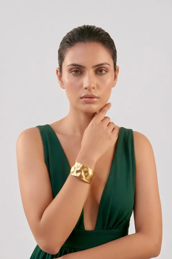 Molten_Gold_Cuff