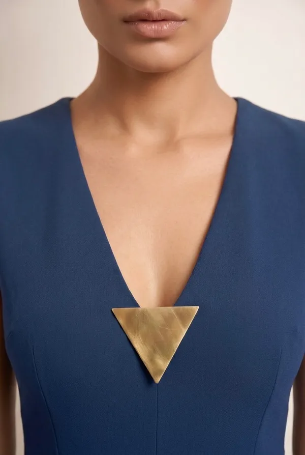 Solid_Brooch