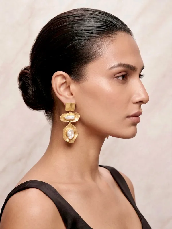 Pearl_Layer_Earring