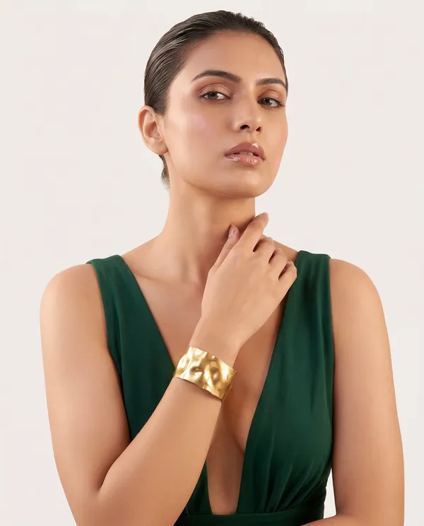 Molten_Gold_Cuff