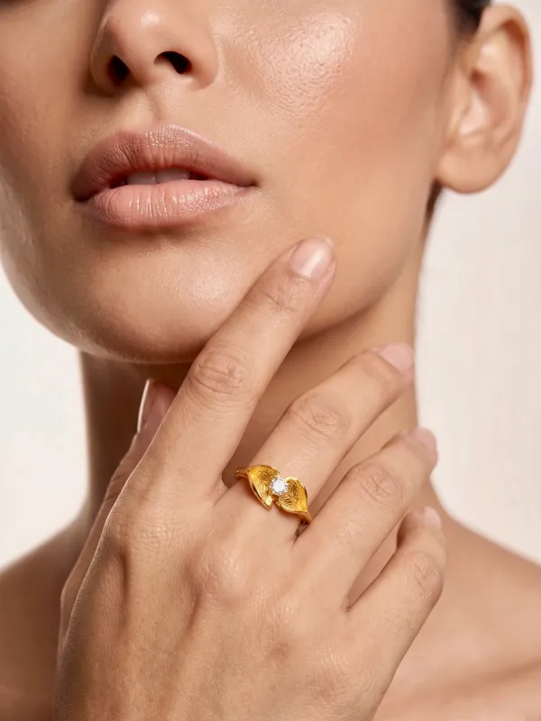 Bloom_Stone_Ring