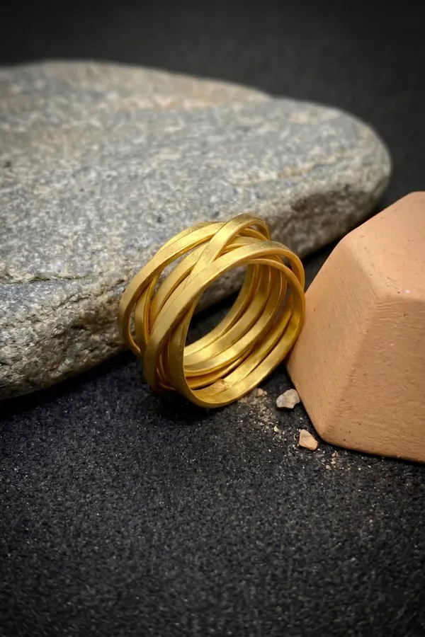 Golden_Layer_Ring