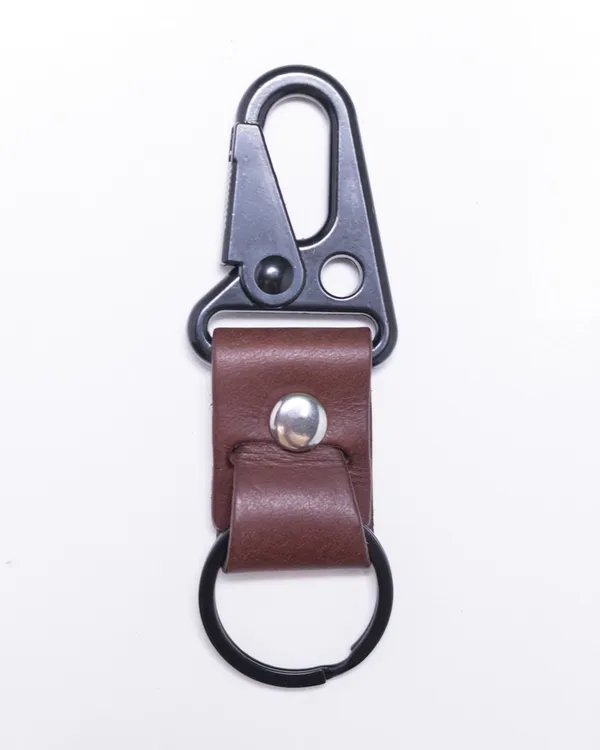 Urban_Trek_-_Brown_Fullgrain_Leather_Metal_Clasp_Biker_Keychain