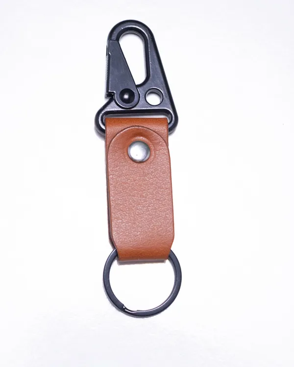 Nomad_Hook_Tan_Fullgrain_Leather_Metal_Clasp_Biker_Keychain