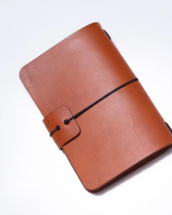 The_Ink_A6_-_Tan_Full_Grain_Leather_Journal_Cover_with_Notebooks