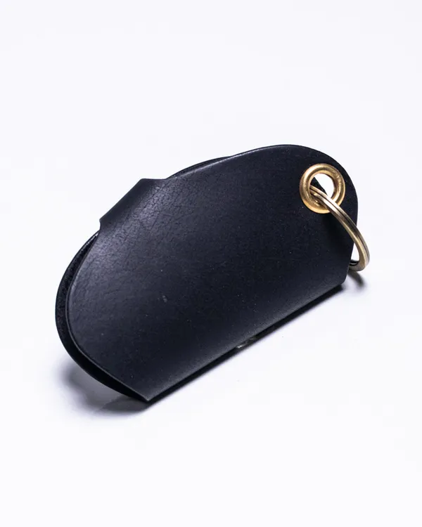 Keywrap_-_Black_Full_Grain_Leather_Wrap_Keychain