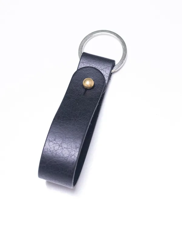 The_Loop_-_Black_Full_Grain_Leather_Belt_Loop_Keychain