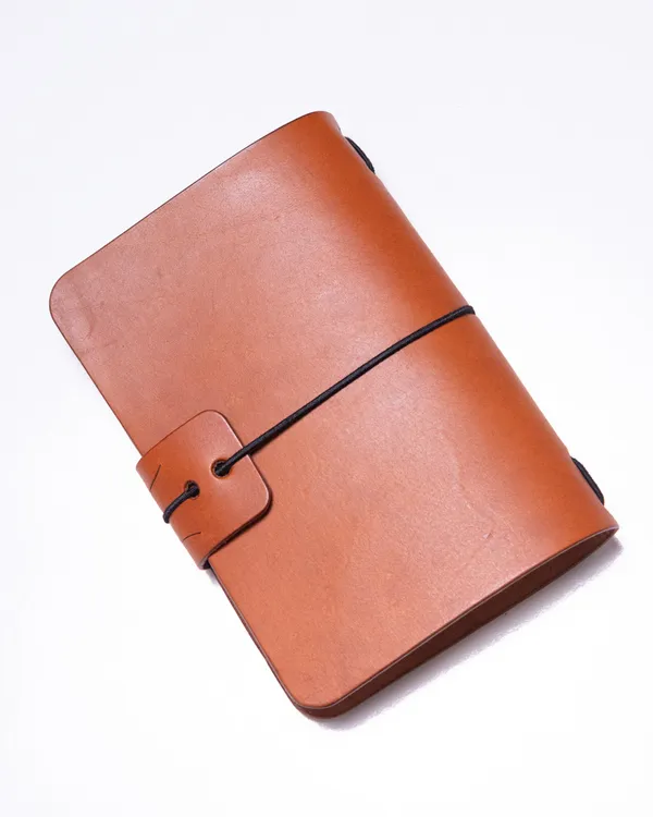 The_Ink_A6_-_Tan_Full_Grain_Leather_Journal_Cover_with_Notebooks