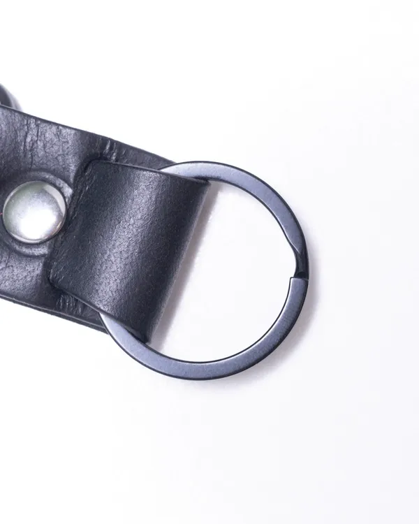 Urban_Trek_-_Black_Fullgrain_Leather_Metal_Clasp_Biker_Keychain