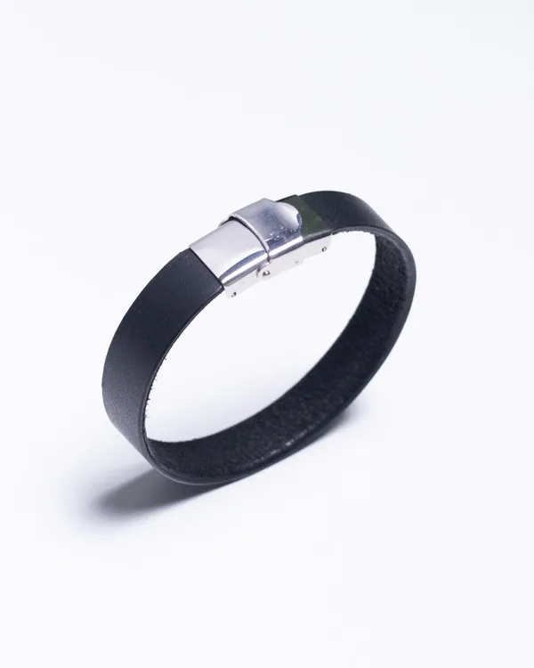 The_Stride_-_Black_Full_Grain_Leather_Wrist_Band
