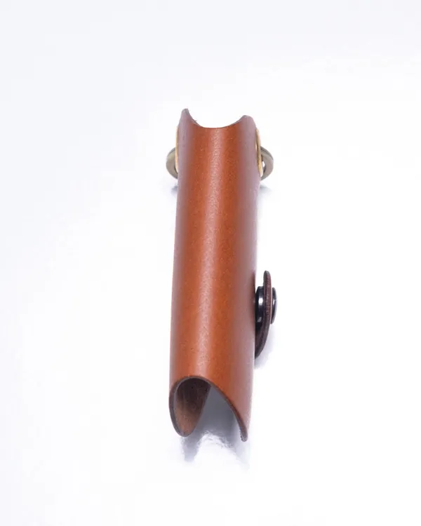 Key_Wrap_-_Tan_Black_Leather_Wrap_Keychain