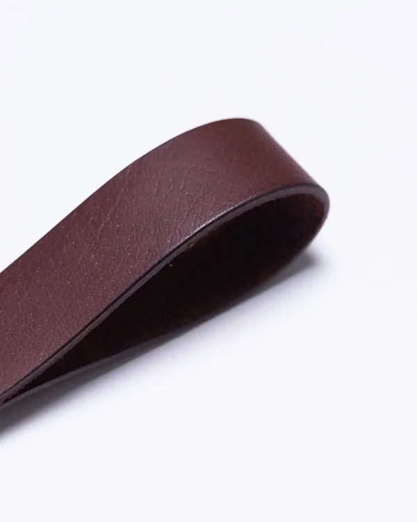 The_Strip_-_Brown_Full_Grain_Leather_Keychain