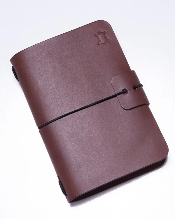 The_Ink_A6_-_Brown_Full_Grain_Leather_Journal_Cover_with_Notebooks