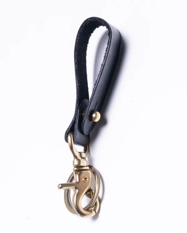Trigger_Loop_-_Black_Solid_Brass_Full_Grain_Leather_Belt_loop_Keychain