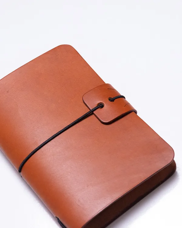 The_Ink_A6_-_Tan_Full_Grain_Leather_Journal_Cover_with_Notebooks