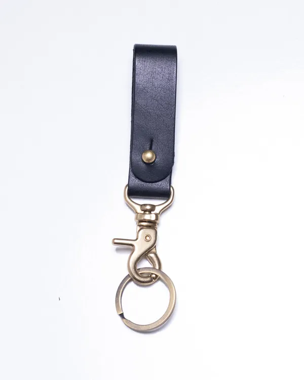 Trigger_Loop_-_Black_Solid_Brass_Full_Grain_Leather_Belt_loop_Keychain