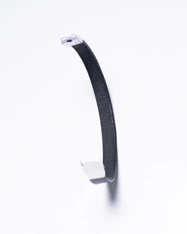 The_Stride_-_Black_Full_Grain_Leather_Wrist_Band