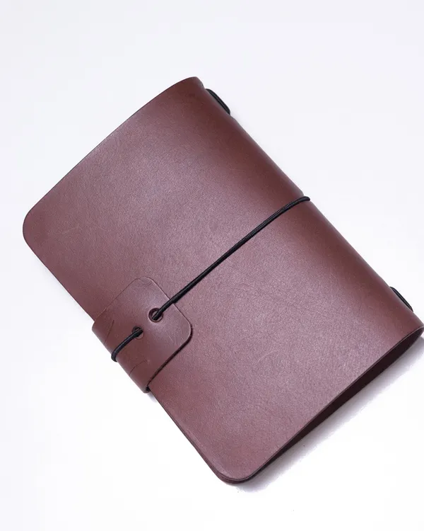 The_Ink_A6_-_Brown_Full_Grain_Leather_Journal_Cover_with_Notebooks