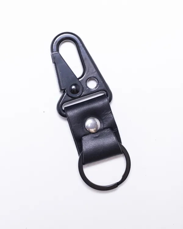 Urban_Trek_-_Black_Fullgrain_Leather_Metal_Clasp_Biker_Keychain