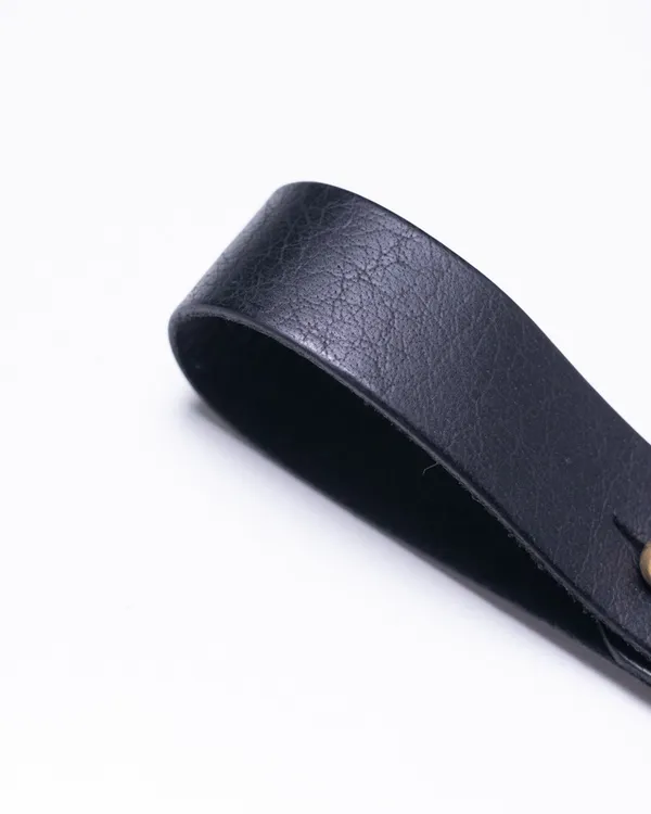 The_Loop_-_Black_Full_Grain_Leather_Belt_Loop_Keychain