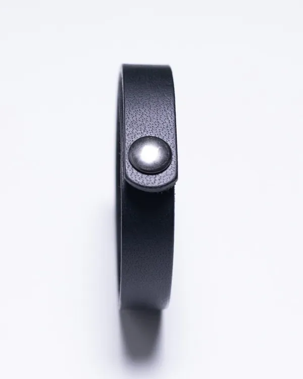 The_Strand_-_Black_Full_Grain_Leather_Wrist_Band