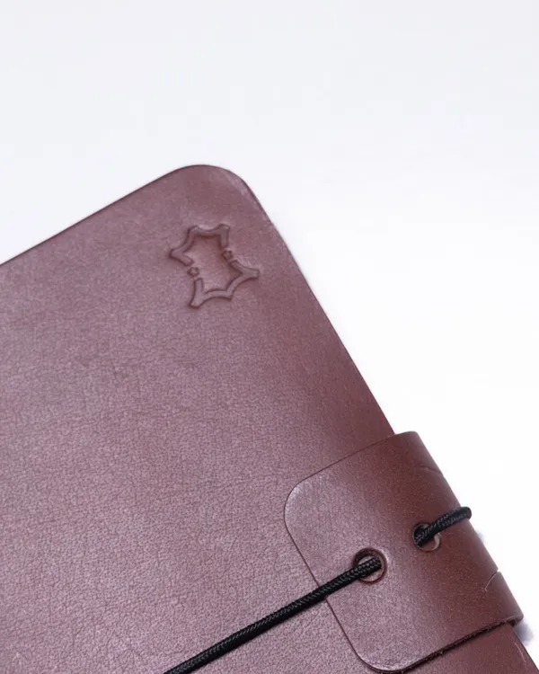 The_Ink_A6_-_Brown_Full_Grain_Leather_Journal_Cover_with_Notebooks