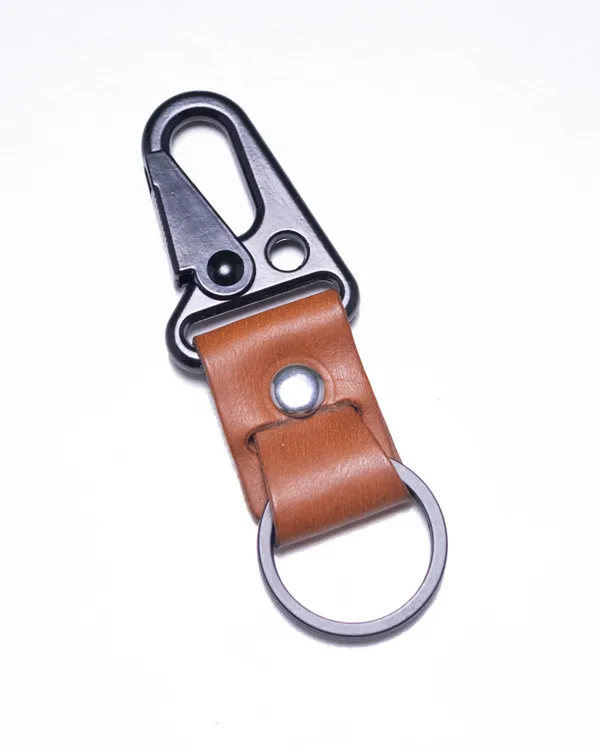 Urban_Trek_-_Tan_Full_Grain_Leather_Metal_Clasp_Biker_Keychain