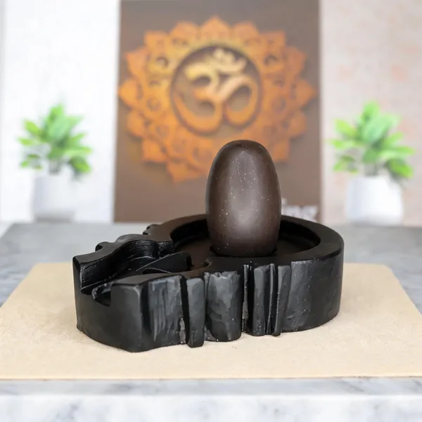 Narmada_Stone_Black_Shivling_Pooja_Set_3_Inch