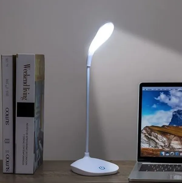 Desk_Lamp