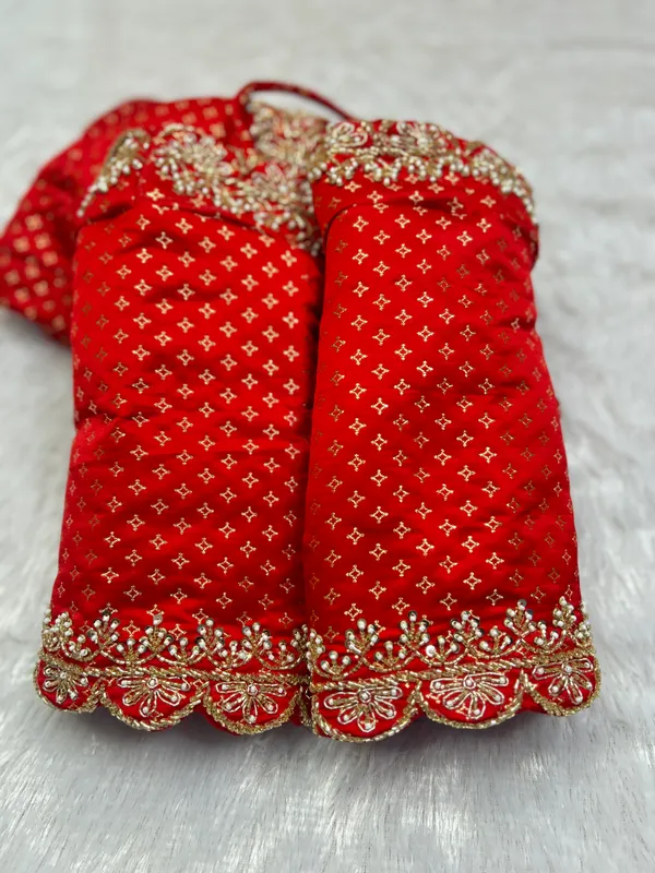 Red_Embroidered_Aari_Work_Bridal_Blouse_for_Women