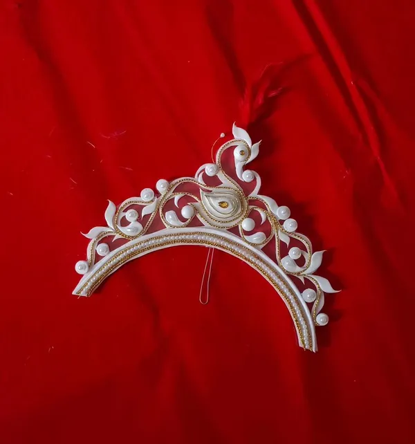 White_Traditional_Bridal_Mukut