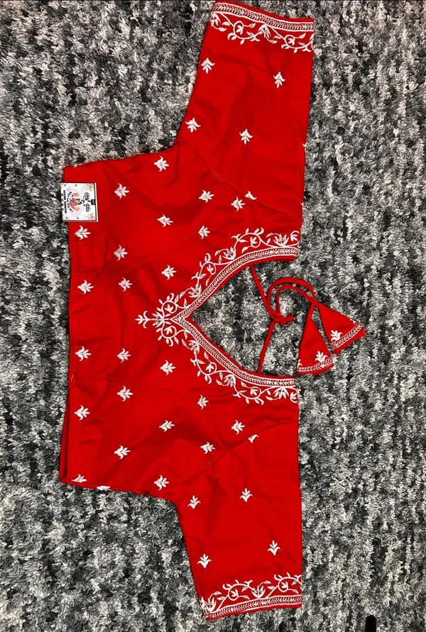 Red_Briddhi_Saree_and_Blouse_Set