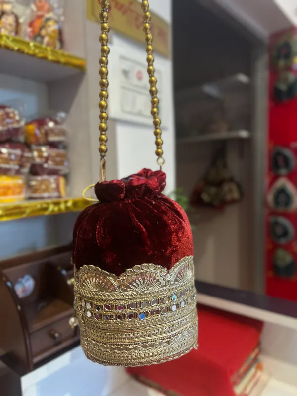 Red_Velvet_Embellished_Bridal_Batwa_/_Potli_Bag_for_Women