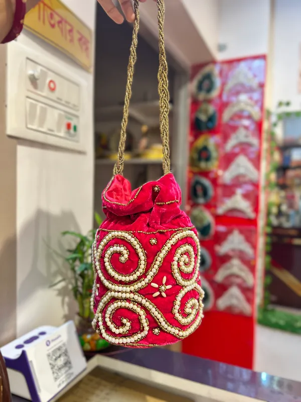 Red_Bridal_Botua_Bag