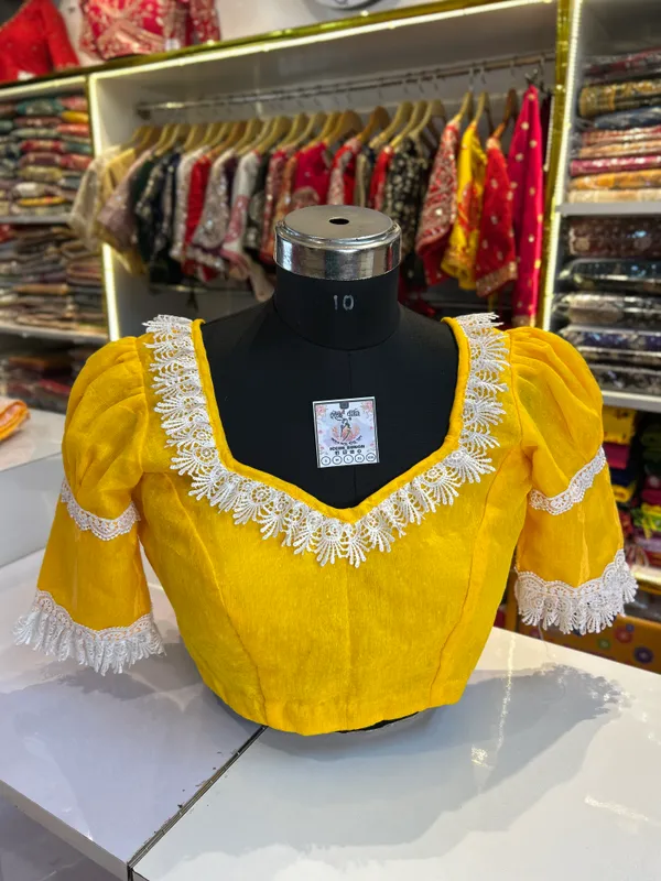 Yellow_Haldi_Saree_&_Blouse_Set_for_Women