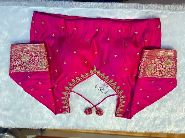 Pink_Aari_Work_Bridal_Blouse