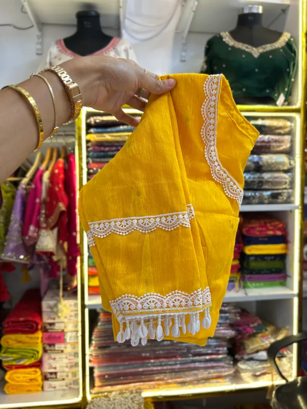 Yellow_Haldi_Saree_and_Blouse_Set