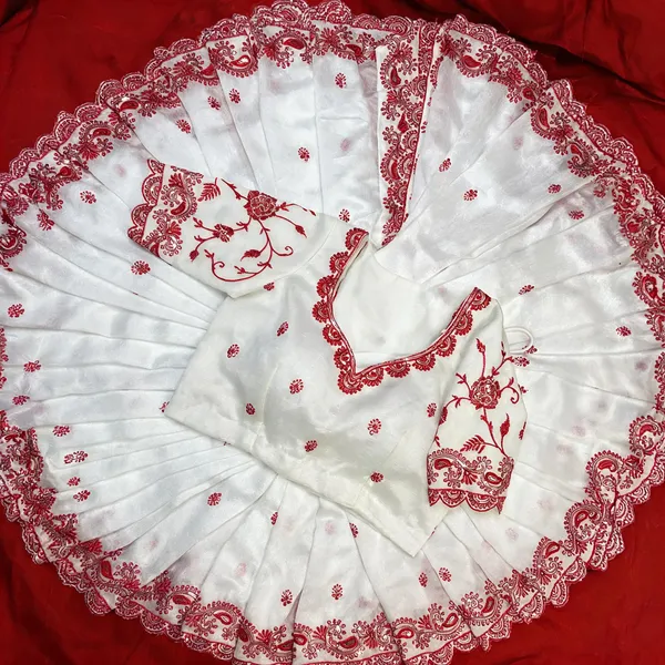 White_Georgette_Briddhi_Saree_And_Blouse_Set_For_Women