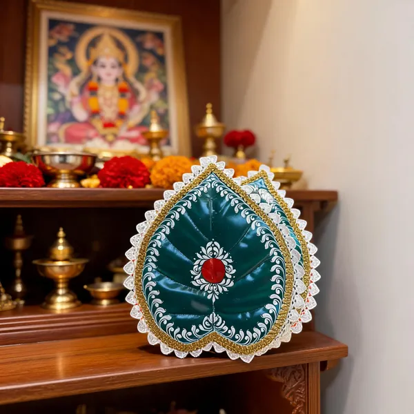 Green_Plastic_Decorative_Pan_Pata_Subho_Drishti_Accessory