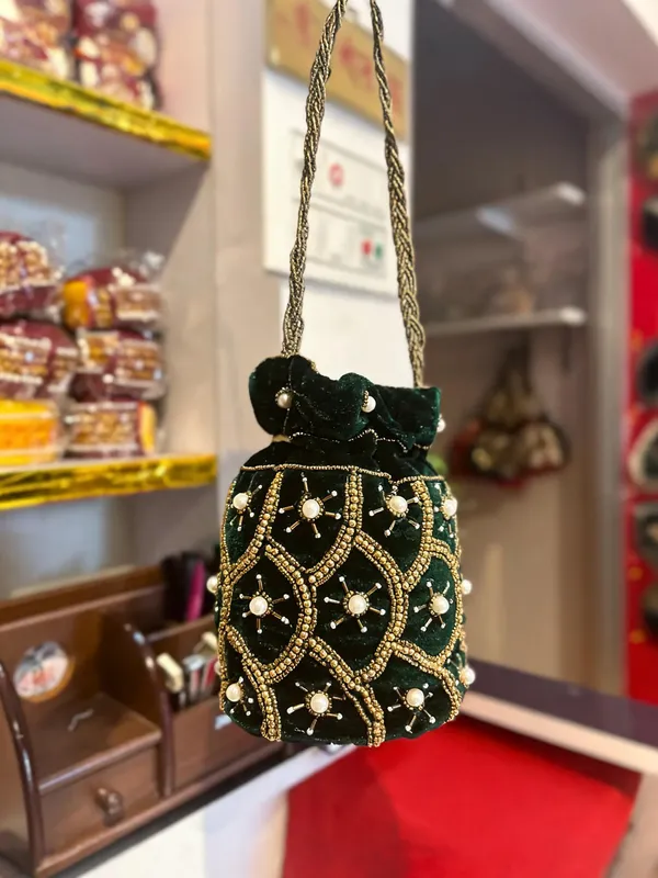 Green_Georgette_Gold_Beaded_Bridal_Botua_Potli_Bag