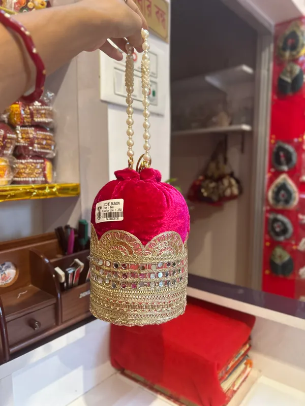 Pink_Bridal_Botua_Bag