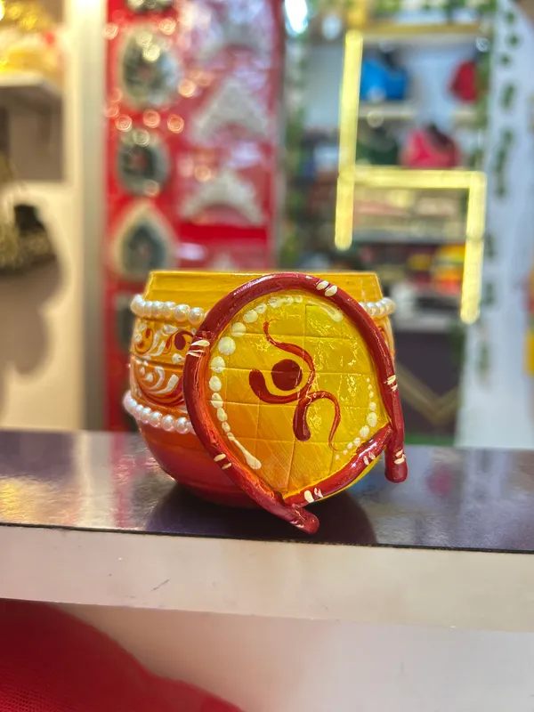 Red_/_Yellow_Traditional_Kunke_Accessory