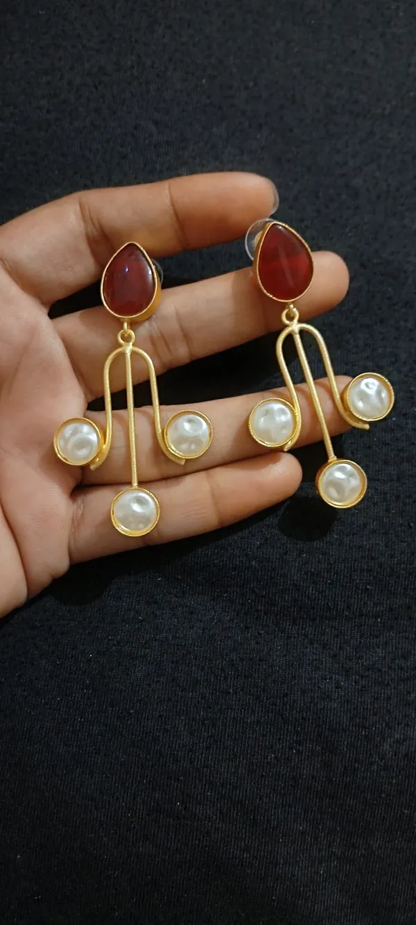 Gold_Tone_Pearl_Drop_Earrings_for_Women