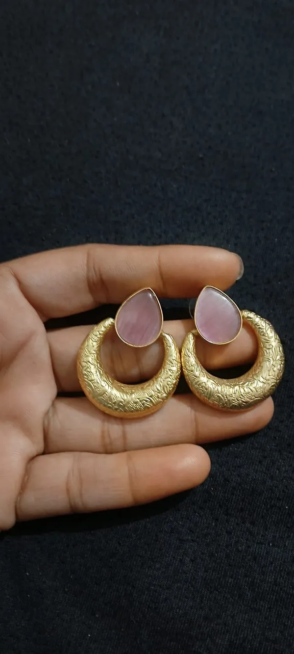 Gold_Tone_Textured_Hoop_Earrings_for_Women