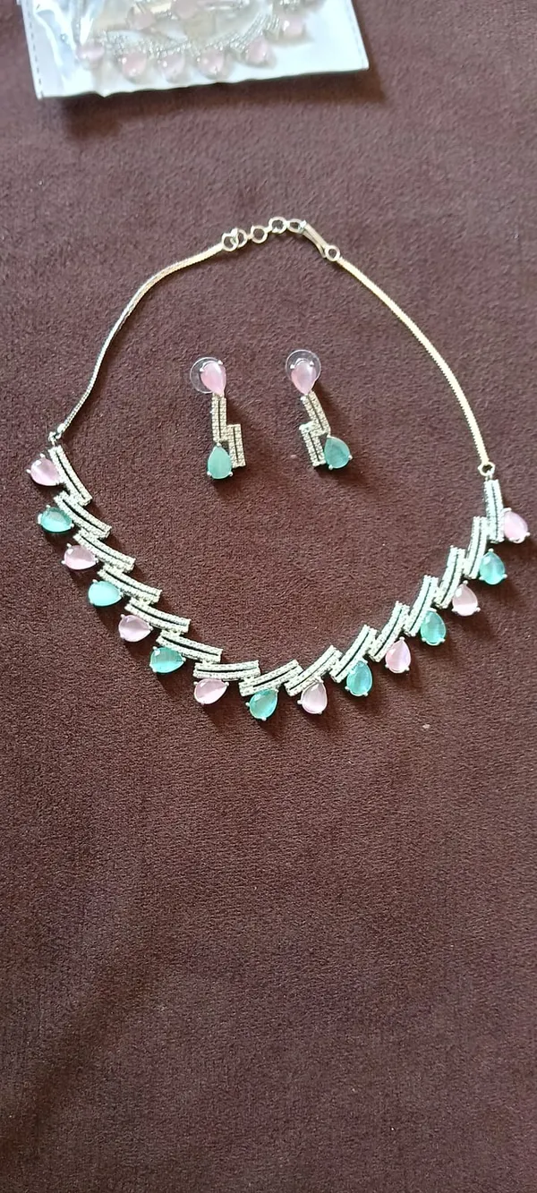 Multicolour_Silver_Tone_Necklace_And_Earrings_Set_For_Women