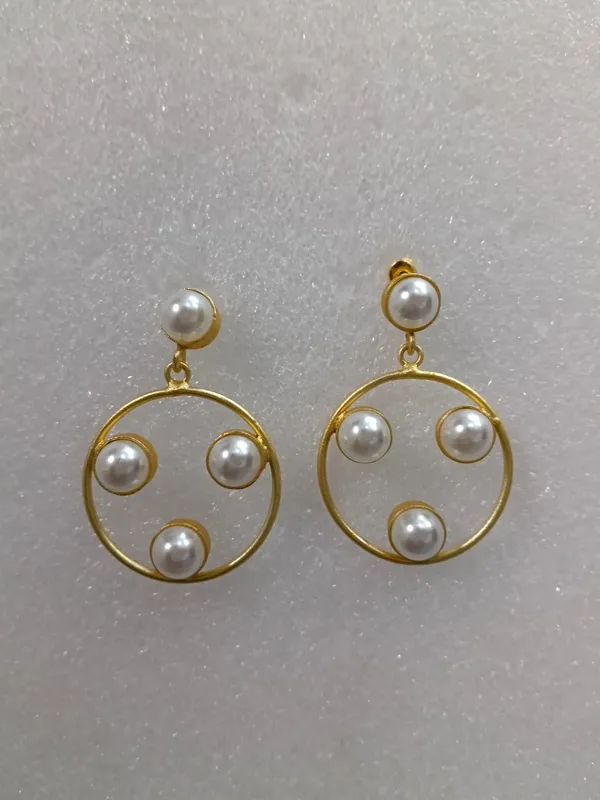 Gold_Tone_Pearl_Circle_Drop_Earrings_for_Women