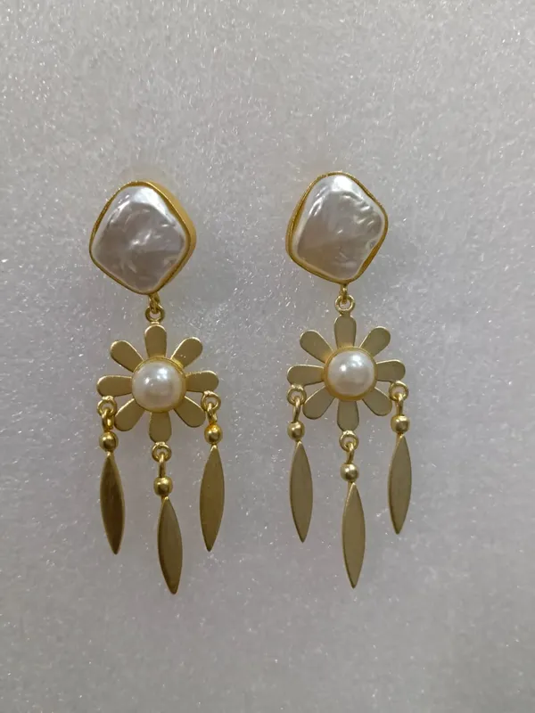 Gold_Tone_Pearl_Floral_Drop_Earrings_for_Women