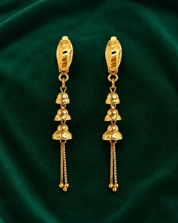 Gold_Alloy_Traditional_Bell_Jhumka_Drop_Earrings_For_Women